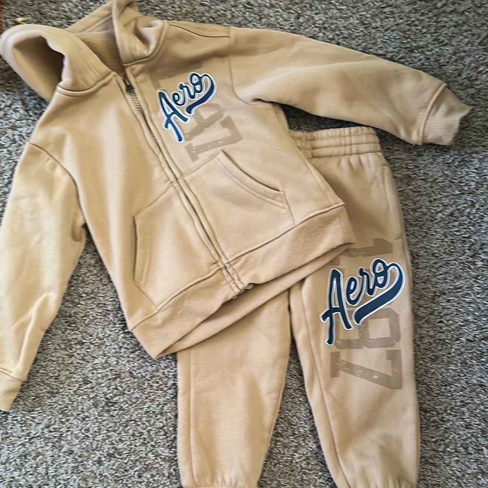 Aeropostale Tan Fleece Joggers Relaxed Fit
